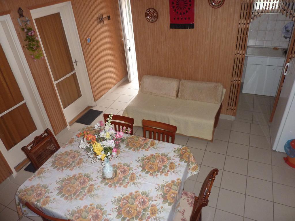 Vadásztanya Apartmanházak Siófok Habitación foto